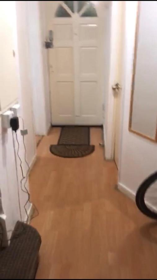 Arbnb Comfy Sleep Guest House Self Catering Private Bedrooms 60 Pound Per Night Per Person London Eksteriør bilde